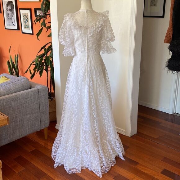 Vintage 70's White Lace Cottagecore Maxi Wedding Gown from Germany Size Small - Picture 7 of 15